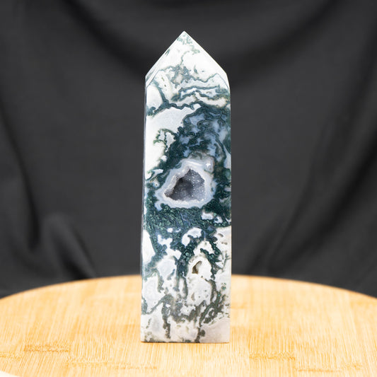 Druzy Moss Agate Tower 156mm